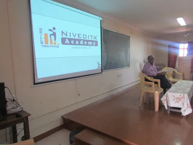 Nivedita Academy,Trichy(NEET JEE CLAT IELTS PTE TOEFL OET Banking CAT UPSC SSC RRB TNPSC Spoken English SAT TET) - 2