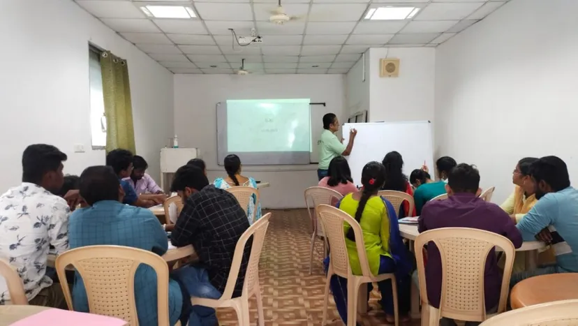 TRICHY PLUS IELTS, CAT, BANK, CLAT, GATE, PTE, TANCET, MAT & SPOKEN ENGLISH Coaching Centre