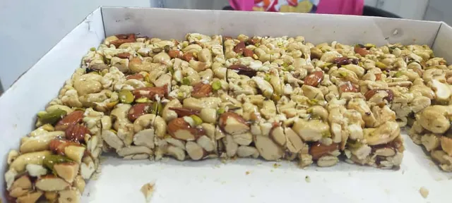 Jay Khodiyar Sweet, Farsan & Caterers - 4