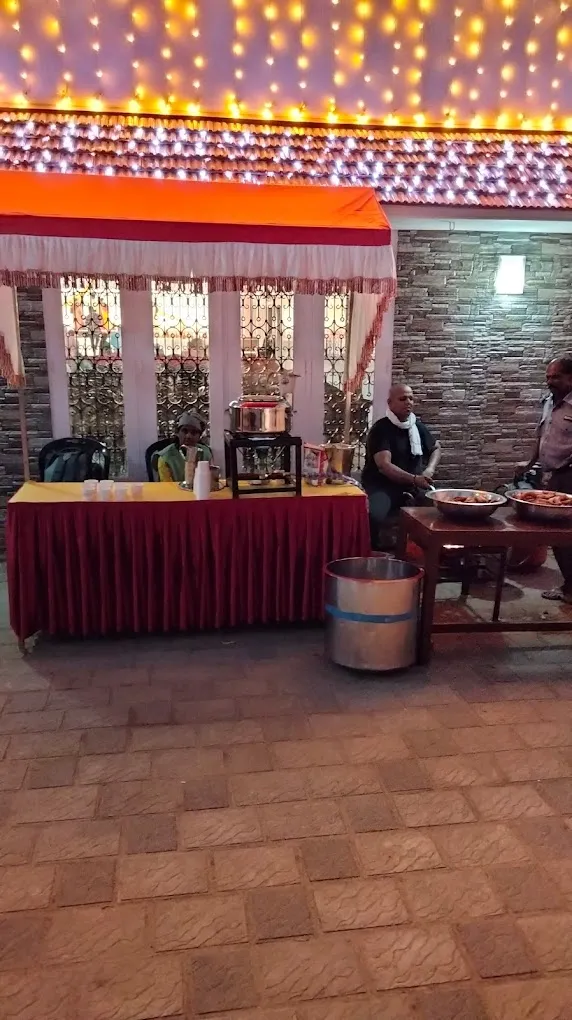 Manikanteswaram Catering Service - 6