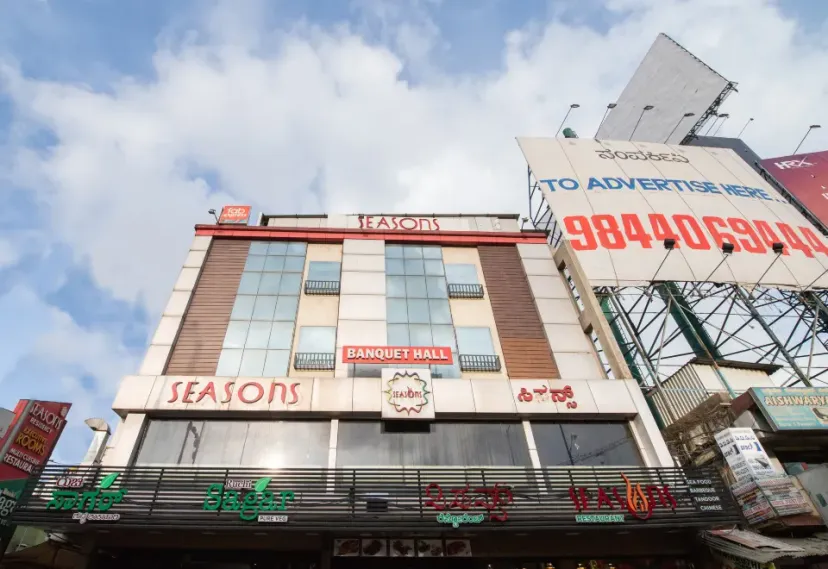 Capital O 5364 Seasons Residency