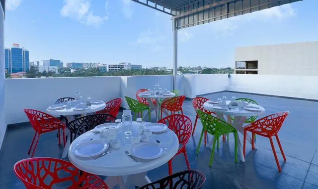 Treebo Trend Silver Keys - 3