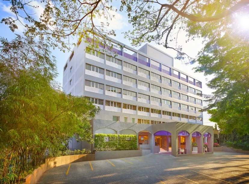 Vivanta Bengaluru, Residency Road