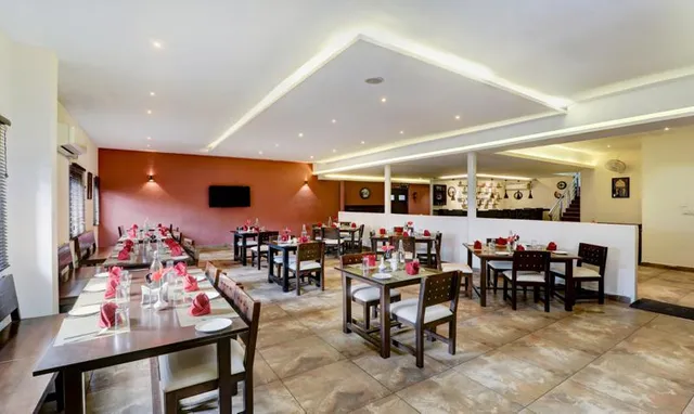 Treebo Trend Fort Mercara - 3