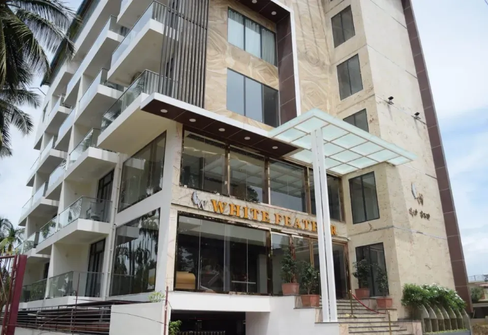 Hotel White Feather