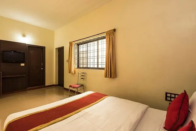 OYO Sri Venkatesha Residency - 3