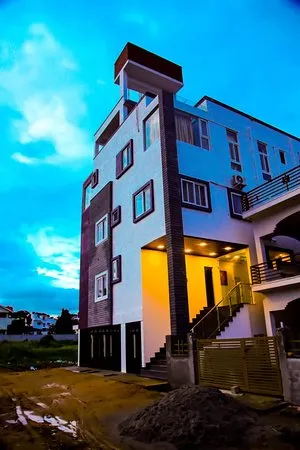 iPalace Luxury Hotel