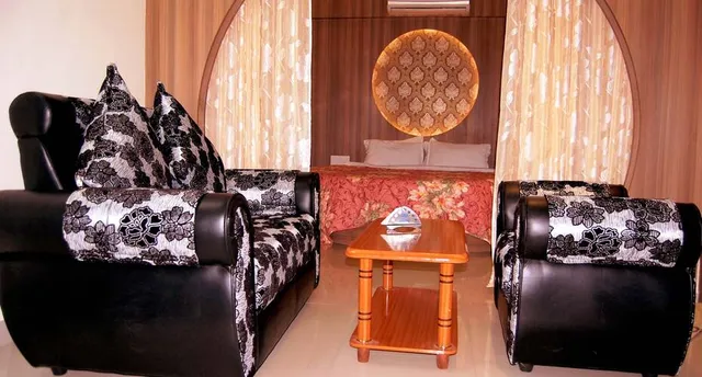 Hotel Ashraya Comforts - 3