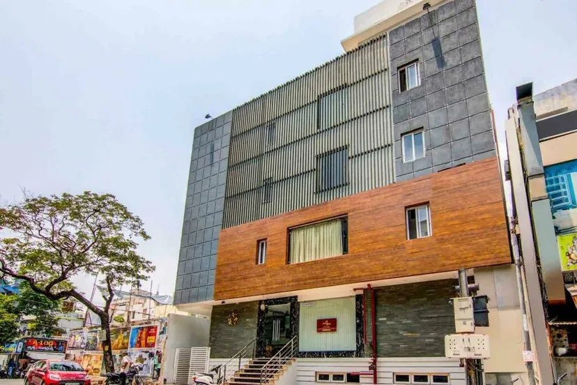 Hotel Pratibha Grand