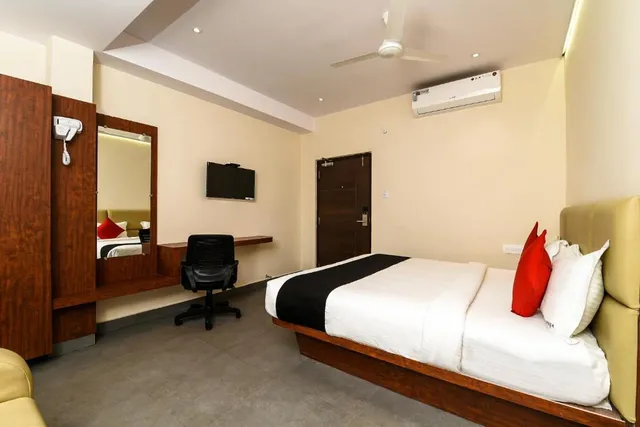 Super OYO Capital O Hotel Siddartha Grand - 4