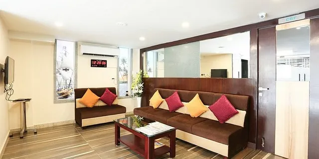 Treebo Trend C Plaza - MG Road Vijayawada - 3