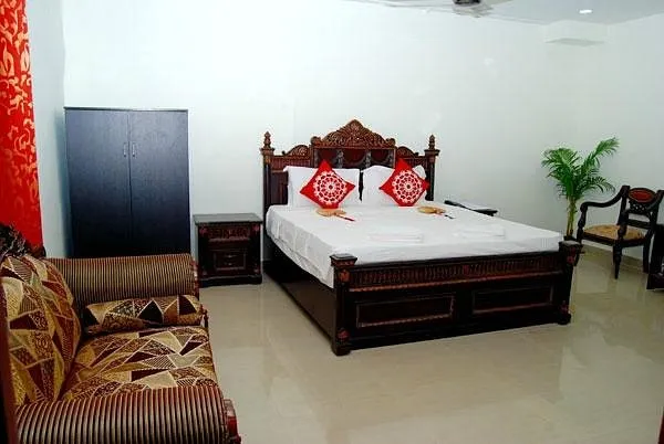 Hotel Lotus Green Park Benz Circle, VIJAYAWADA - 4