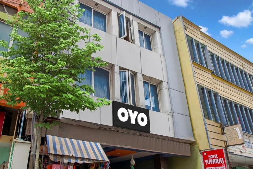 Flagship Hotel Yuvaraj Palace Vijayawada