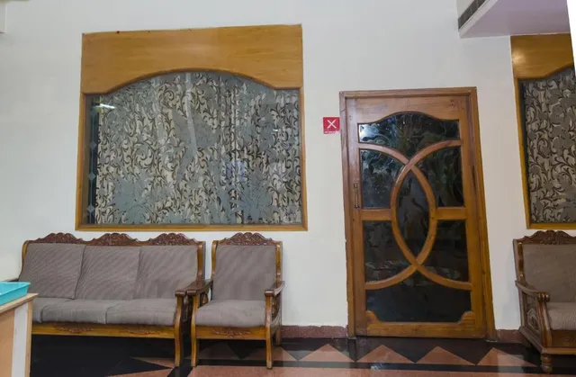 Flagship Hotel Sripada - 2