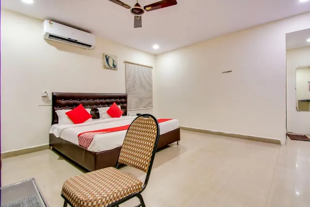 OYO 72156 Akshaya Inn - 4