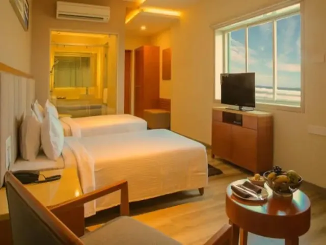 The Supreme Hotel - 5