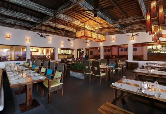 The Andhra Art & Craft Hotel - 4