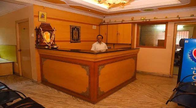 Hotel Vishnu Residency - 2