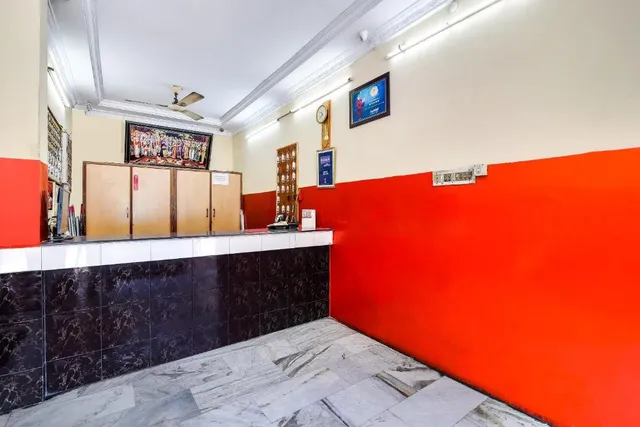 OYO Srinivasa Residency Lodge - 2