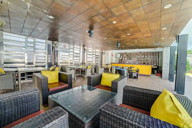 FabHotel Prime The King's Court - Hotel in Calangute, Goa - 4