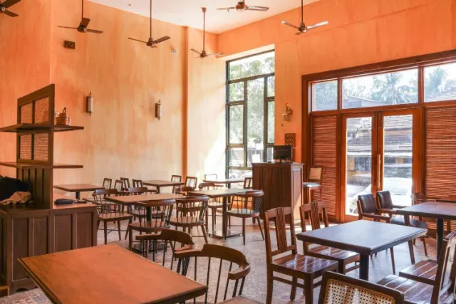 Hotel Sharayu One - 4