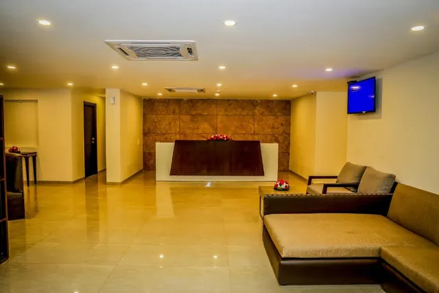 SinQ Edge Boutique Hotel - 3