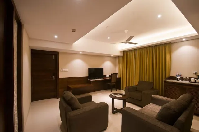 Calangute Towers - AM Hotel Kollection - 2