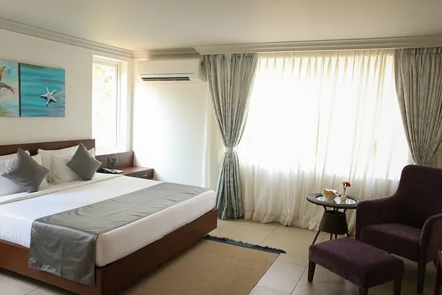 Hotel Silver Shell - 4