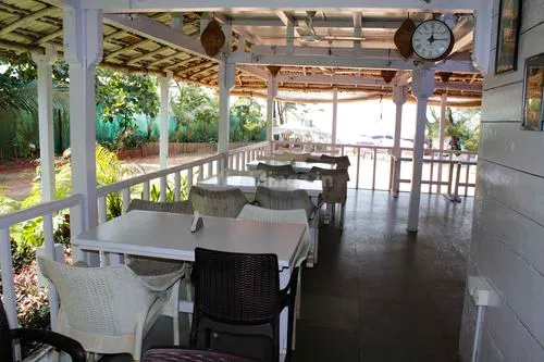 Shining Sand Beach Resort - 4