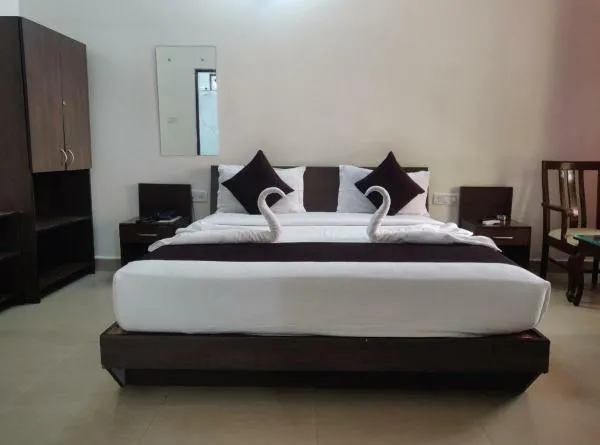 Shivam Resort ,Calangute - 5