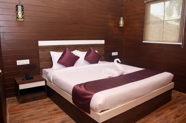 Wood House Beach Resort - 3