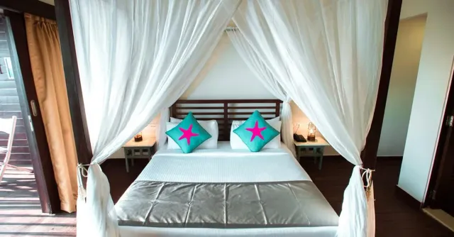 Sinq Beach Resort - 4