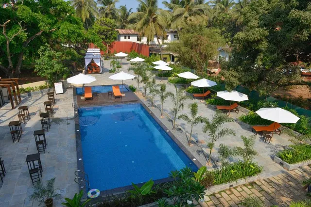 Sinq Beach Resort - 3