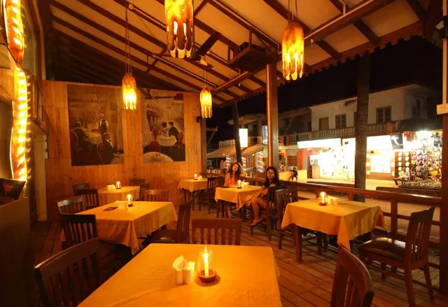 De Baga Deck Restaurant & Bar - 2