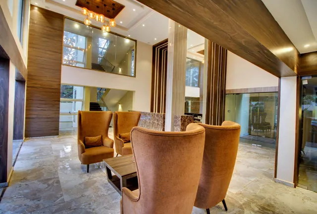 De Grand Riviera - 2