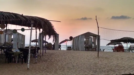 Rudy's Golden Mermaid Beach Shack - 2