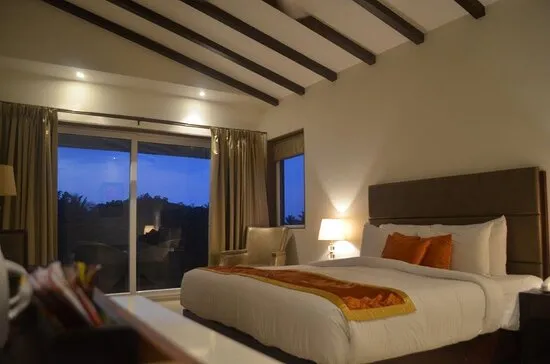 Lemon Tree Hotel Candolim, Goa - 4