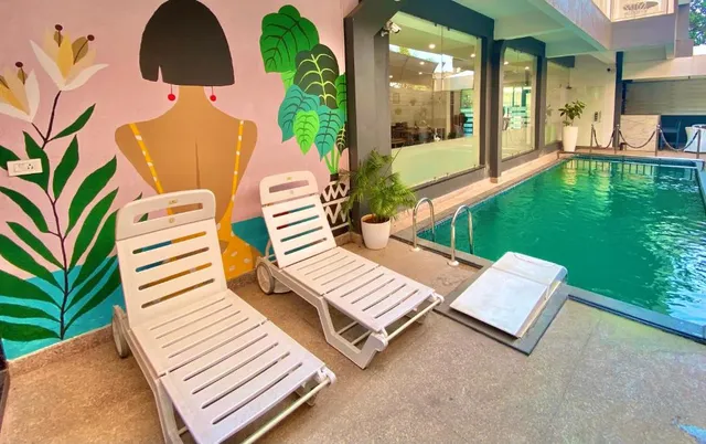 AMIGOS Candolim Beach Hotel - 4