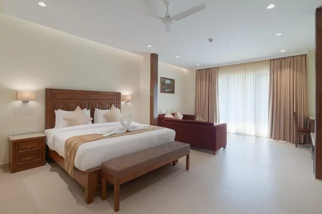 Seashell Villas and Luxury Suites Candolim Beach Goa - 5