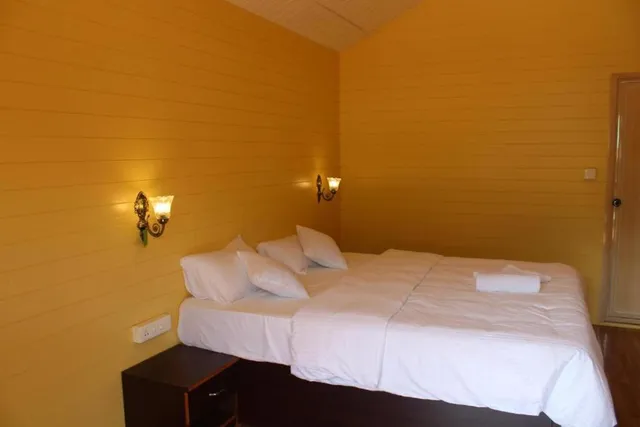 Anantra Sea View Resort - 3