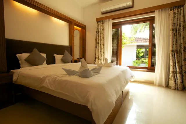 Dunhill Beach Resort - 4