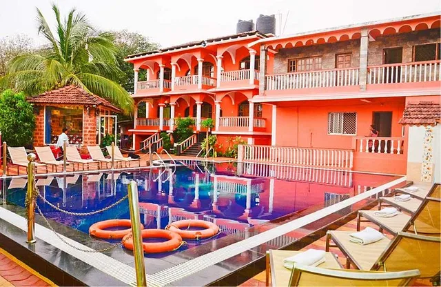 Larios Beach Holidays Resort - 4