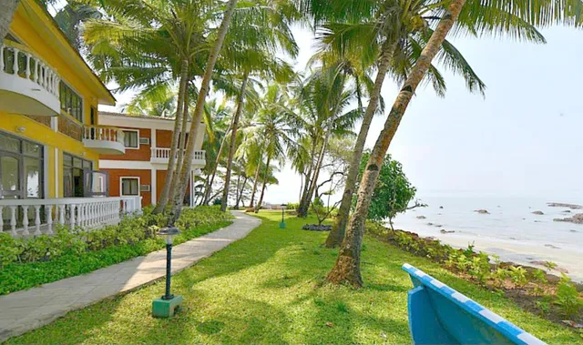 Bambolim Beach Resort - 2