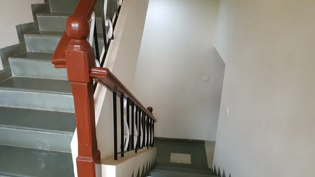 Gomati Business Hotel - 2