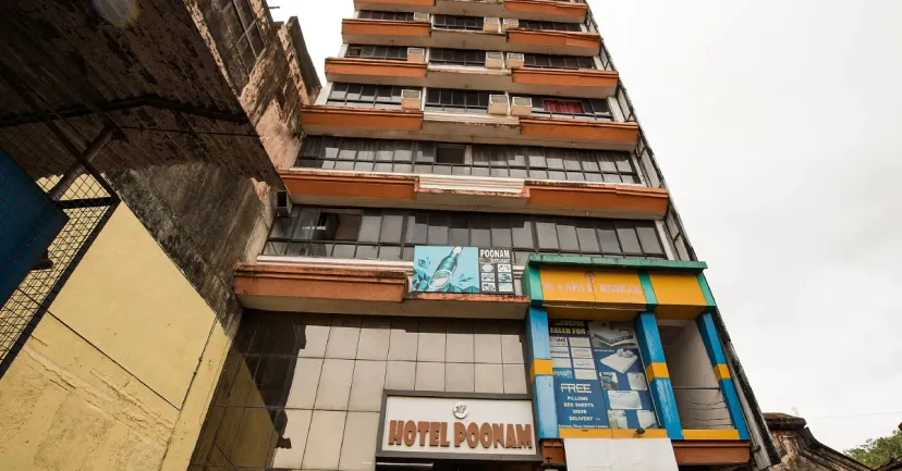 OYO 6991 Hotel Poonam