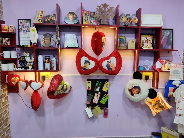 BONDING CREATORS (HOUSE OF CUSTOMISED GIFTS) - 2
