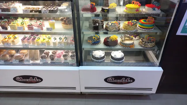 Trichy cake shop - 6