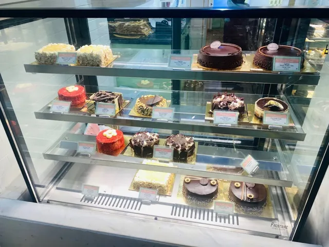 Theobroma Bakery and Cake Shop - 4