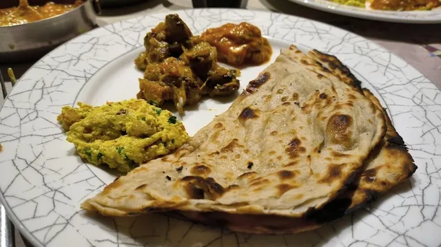 Kailash Parbat- Pure Vegetarian Restaurant - 3