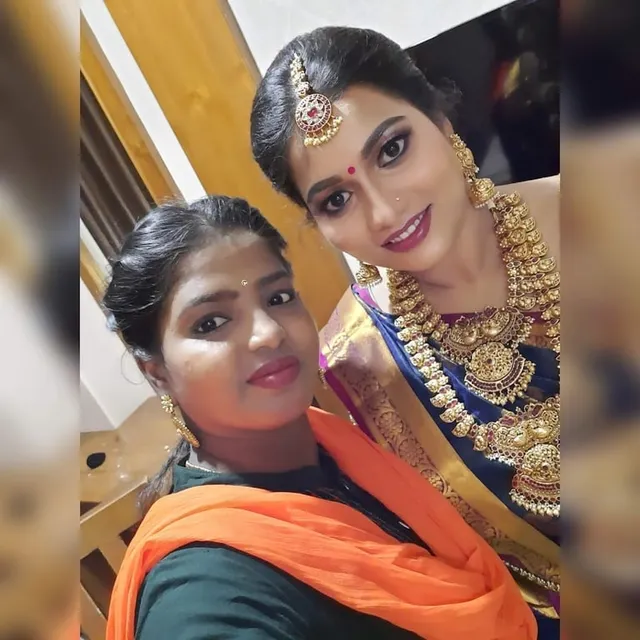 Royal beauty saloon @ home service for ladies only - 3